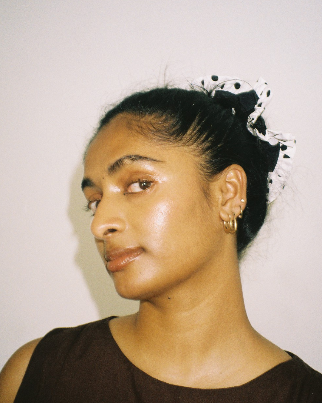 Flat white scrunchie