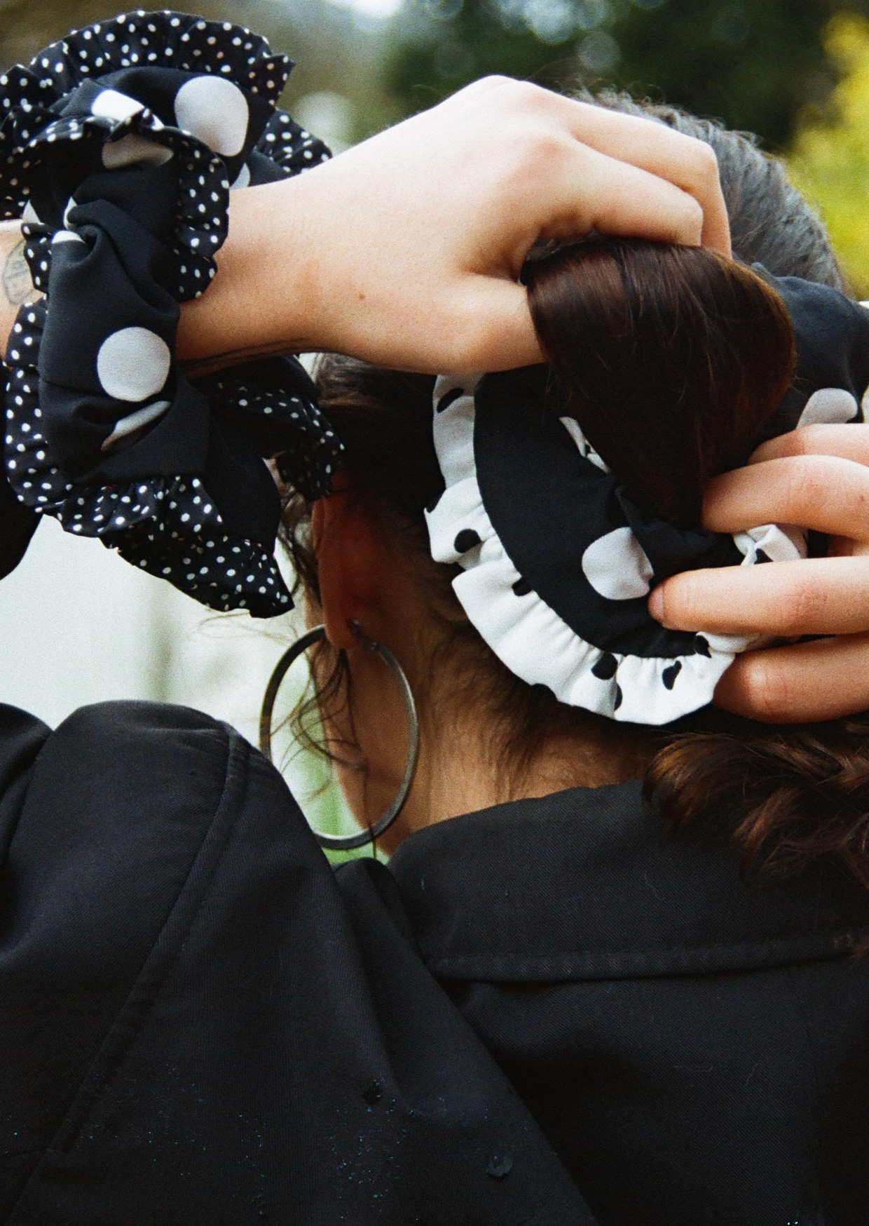 Flat white scrunchie